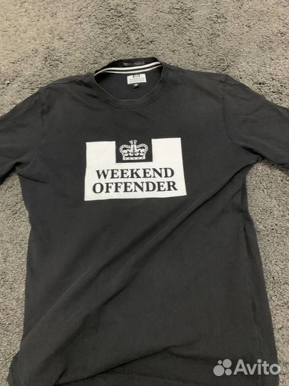 Футболка weekend offender