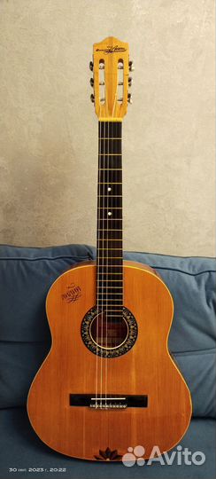 Классическая гитара Кремона