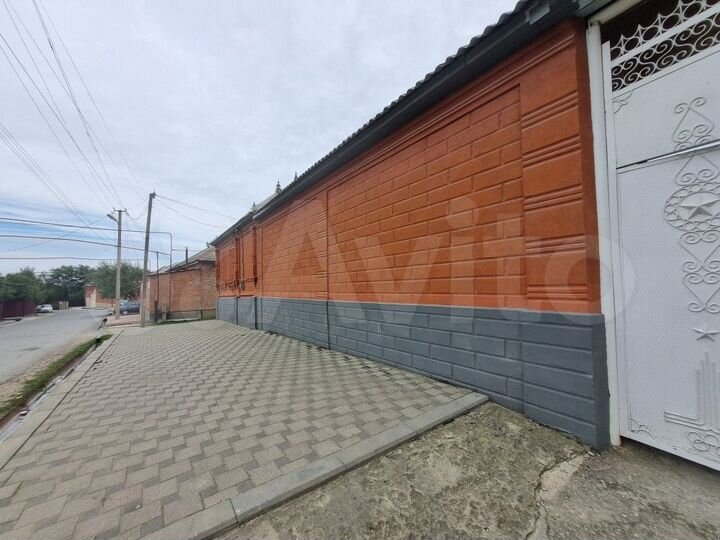 Дом 186,1 м² на участке 8 сот.