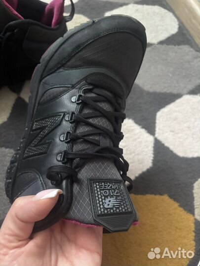 Кроссовки женские nb