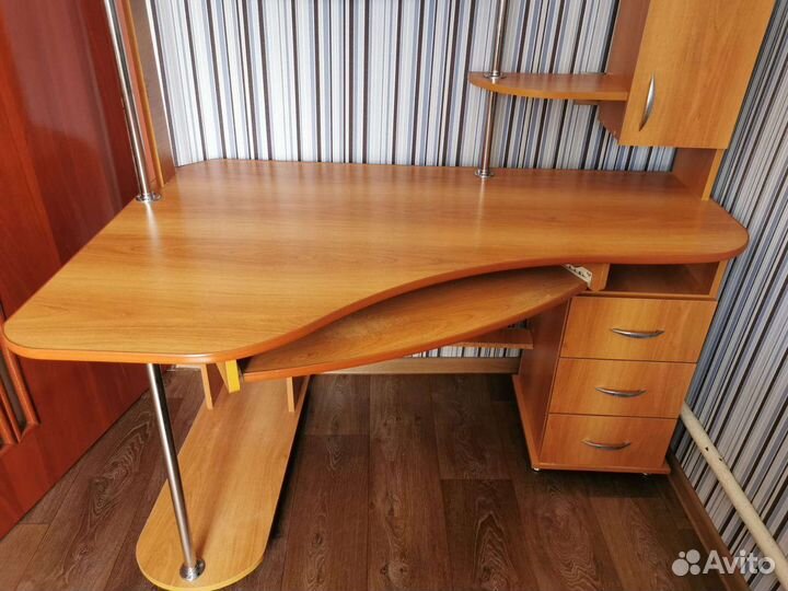 Компьютерный стол бу