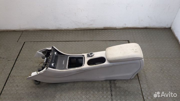 Консоль салона Mercedes GLA X156 2014, 2017