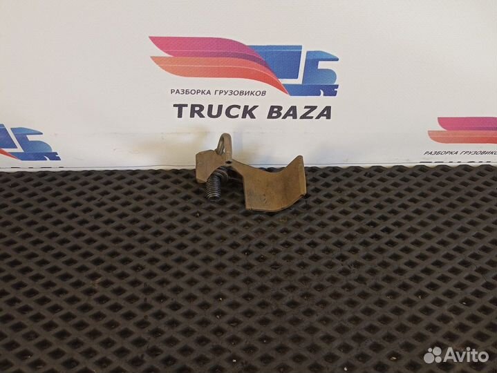 3687058 Форсунка охлаждения поршня Cummins ISX