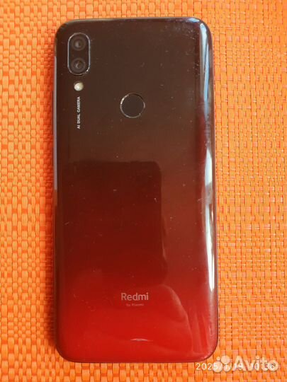 Xiaomi Redmi 7, 4/64 ГБ