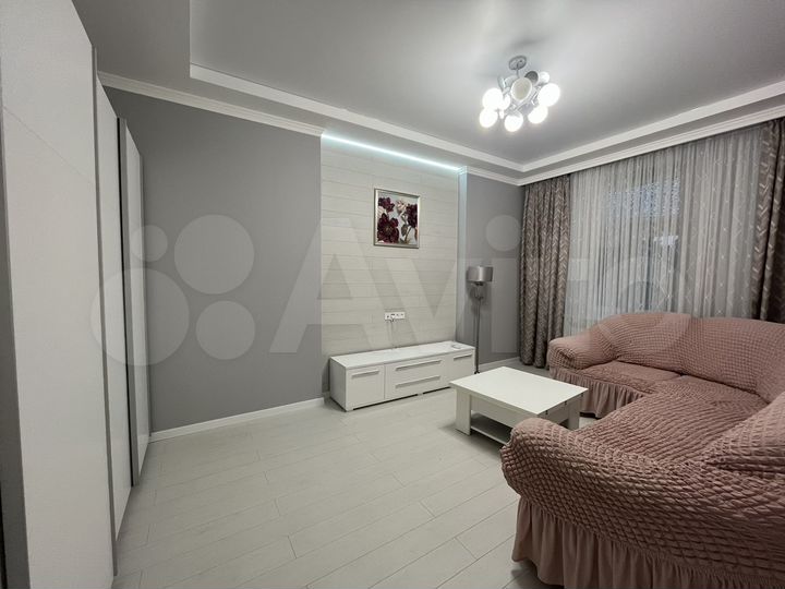 2-к. квартира, 58 м², 2/5 эт.