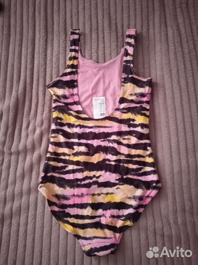 Купальник слитный hm 146/152