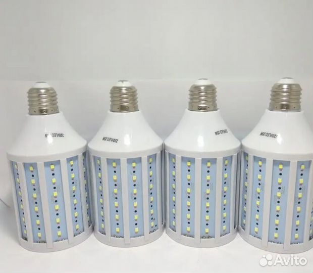 Софтбокс, лампы и штатив