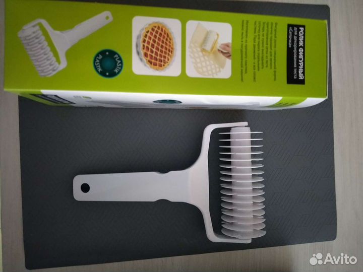 Ролик для декорирования теста 