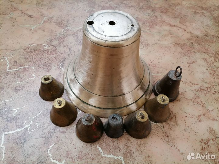 Колокол старинный