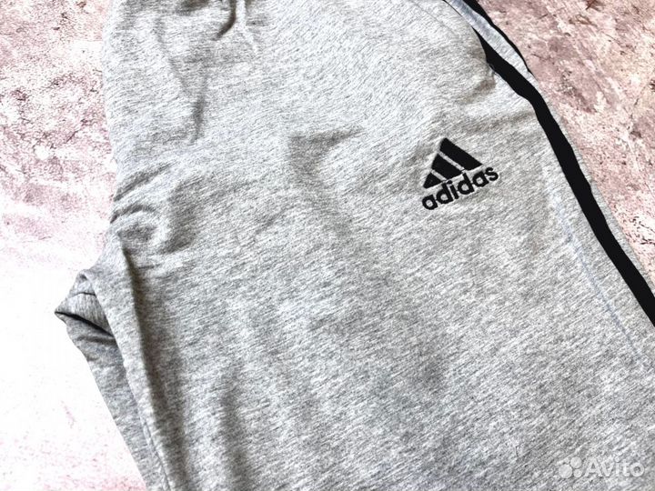 Спортивные костюмы Adidas