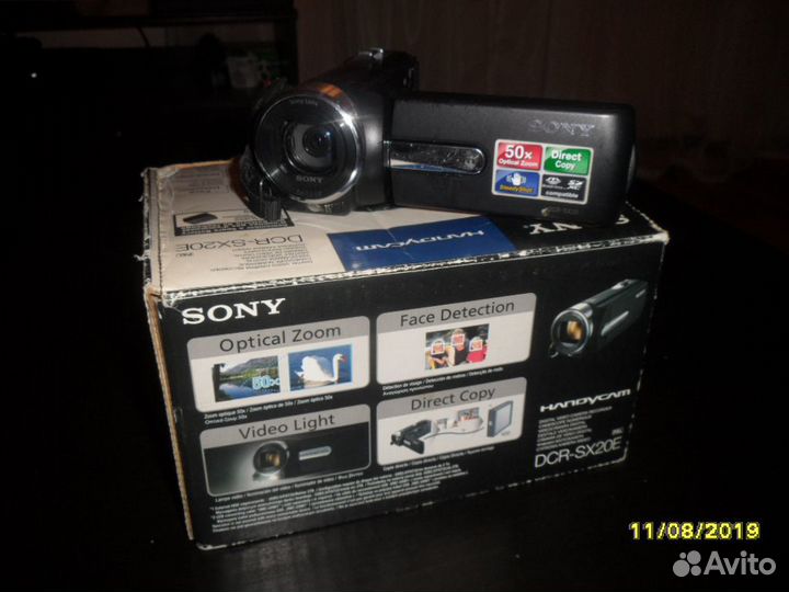 Видеокамера Sony DCR-SX20E