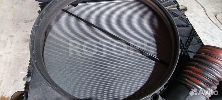 Радиатор охлаждения (основной) Mercedes-Benz