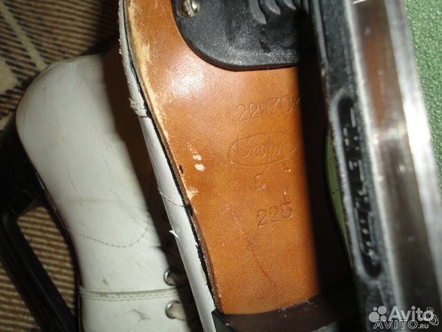 Продам коньки