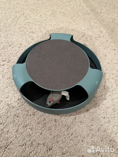 Игровой комплекс для кошек с подвижной мышкой