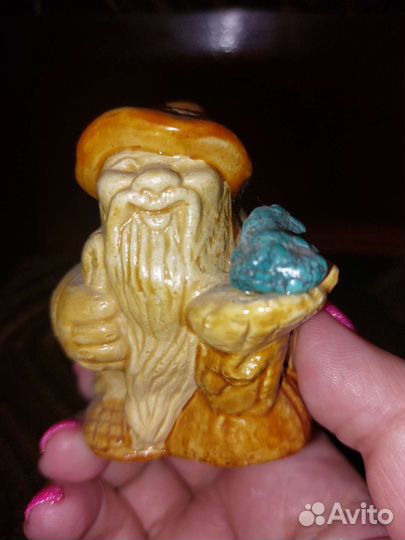 Обереги с натуральными камнями