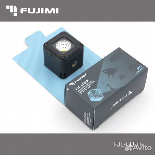 FJL-cubik Универсальный свет для компактных камер