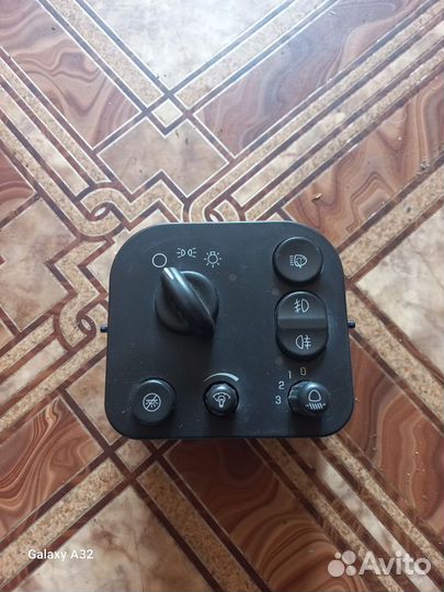 Переключатель света фар Chevrolet Trail Blazer