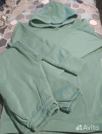 Новый утеплëнный спортивный костюм 48-52