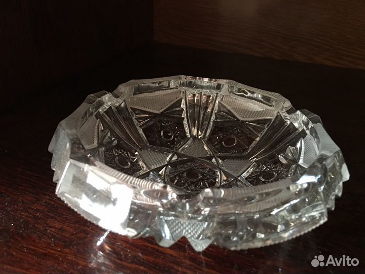Хрустальная пепельница