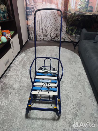 Детские санки на колесах