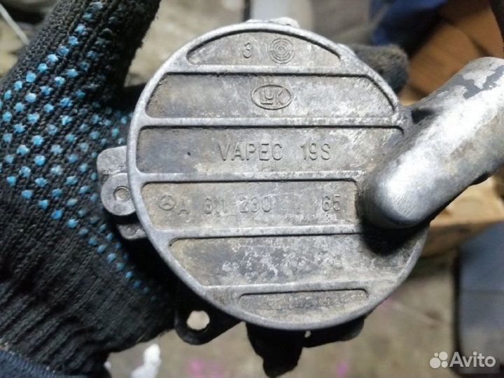 Вакуумный насос Mercedes-Benz Vito W638