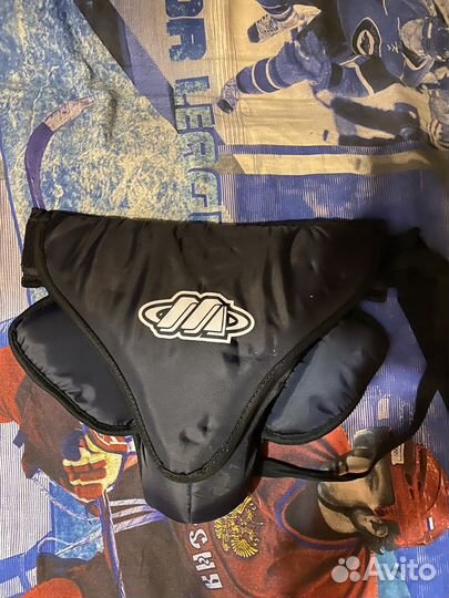 Хоккейная вратарская форма