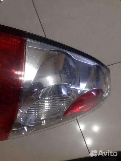 Фонарь задний Субару Форестер sg 2005-2007г.в