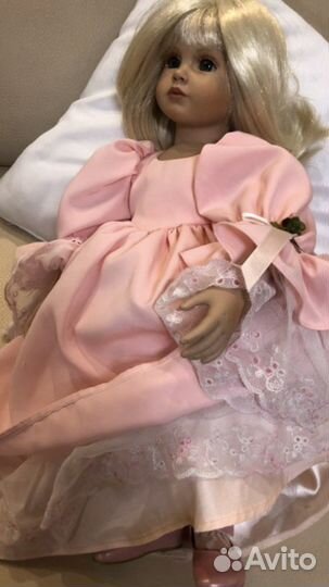 Коллекционная кукла винил