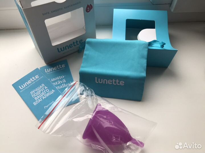 Менструальная чаша Lunette