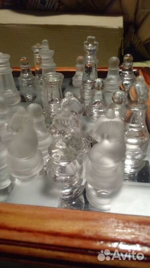 Сувенирные стеклянные шахматы