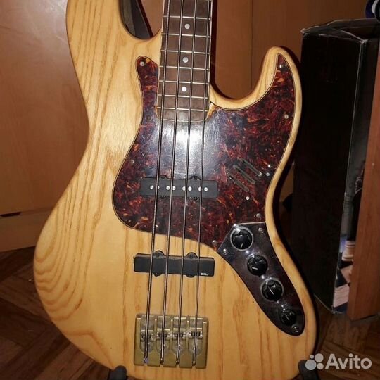 Бас гитара fender jazz bass мастеровая обмен