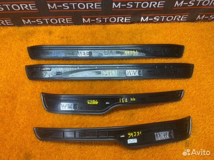 Накладка на порог Bmw 3-Series E90 N46B20B 2009