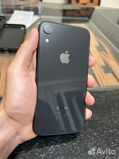 iPhone Xr, 64 ГБ