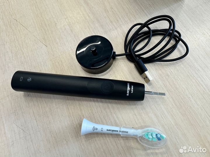 Электрическая зубная щетка Philips Sonicare
