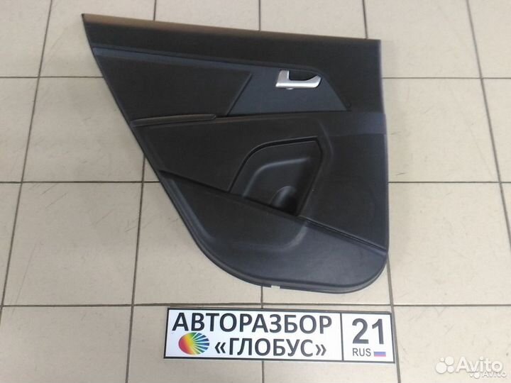 Обшивка двери задняя левая Kia Sportage 3