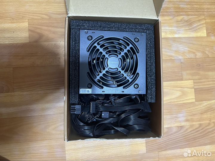 Блок питания 550w 80+ bronze gigabyte