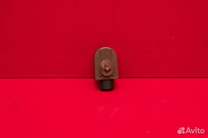 Датчик открытия двери Toyota Land Cruiser 200 1VD