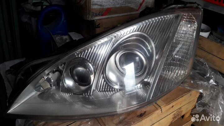 Фара левая Mercedes-Benz W221 S-Klasse