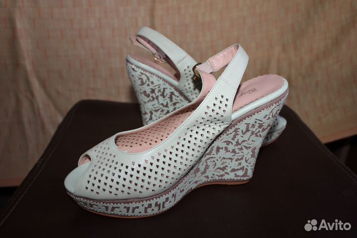 Босоножки женские разные размеры
