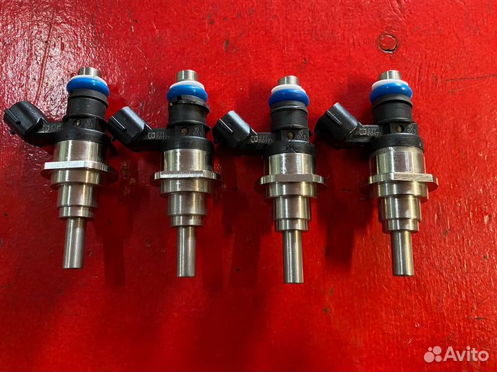 Форсунка топливная Mazda Cx-7 2.3 L3-VDT Новая