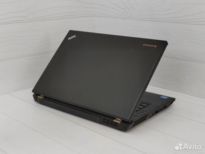 Ноутбук Lenovo ThinkPad 14