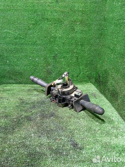 Переключатель подрулевой Renault Laguna