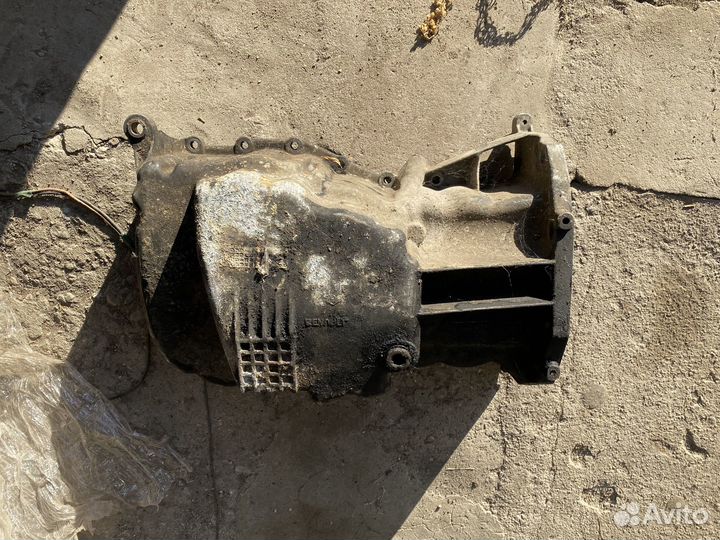 Renault kangoo 1.5 поддон