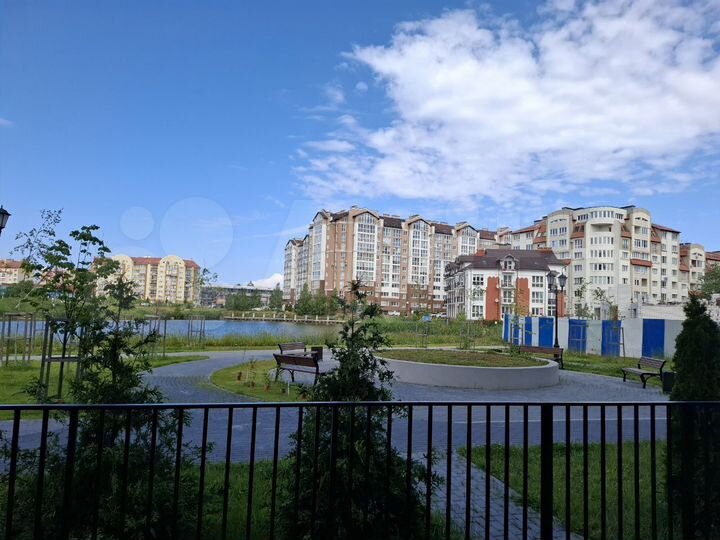 2-к. квартира, 54 м², 1/9 эт.