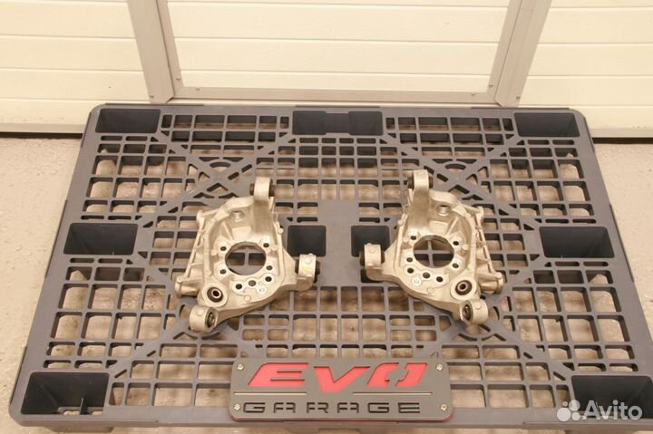 Кулаки Nissan GTR35