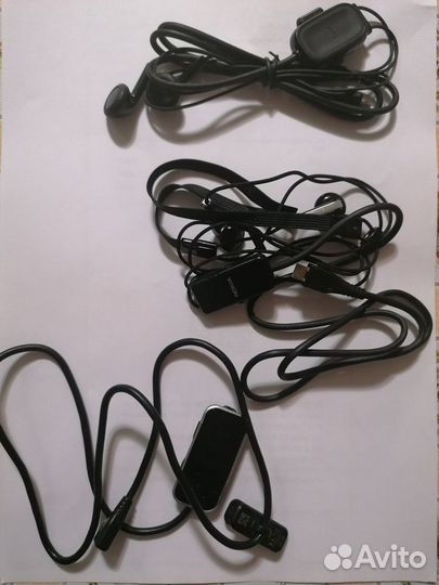 Наушники для телефона