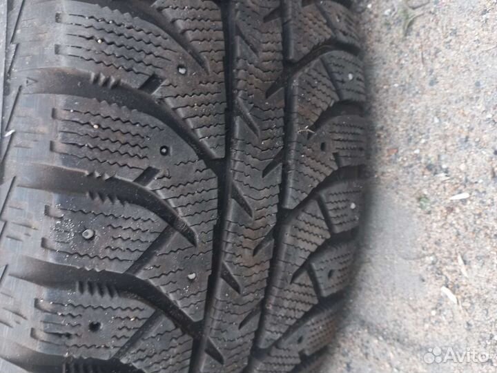 Bridgestone Ice Cruiser 7000 65/65 R17