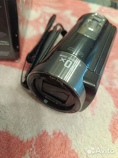 Цифровая видеокамера sony