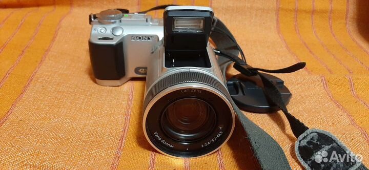 Фотоаппарат sony DSC-F717