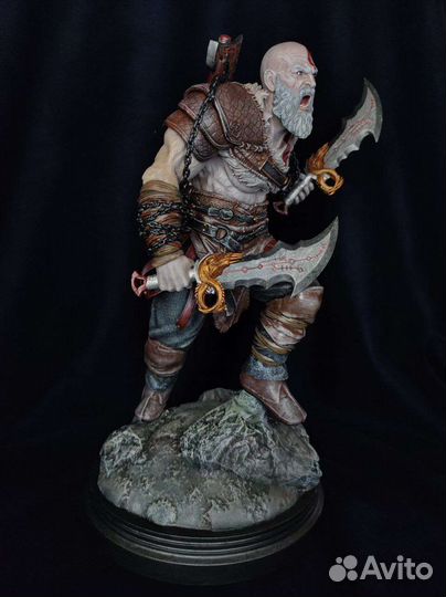 Коллекционная фигурка Кратоса из God of War